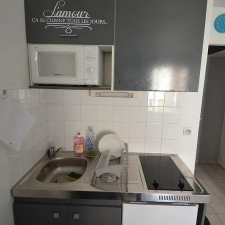Studio Pour 2 Personnes Quartier Riquier A Apartman Nizza